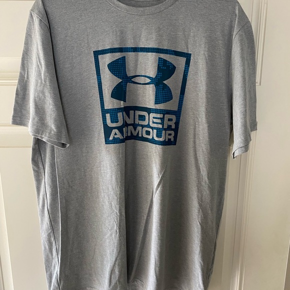 Under Armour Men's Blue Logo Gray Tee - Picture 1 of 5